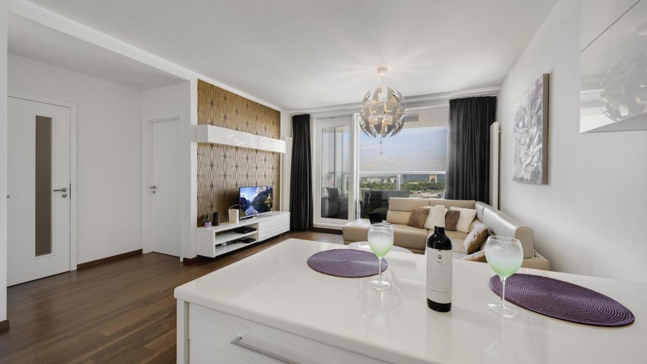 Panorama - Sunset And Castle View, 22Nd Floor, Garage, Ac Διαμέρισμα Μπρατισλάβα Εξωτερικό φωτογραφία